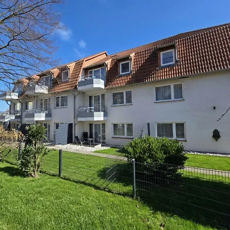 Neu Grosser Eingezaeunter Garten - Apartmenthaus-usedom Familie Stopp 